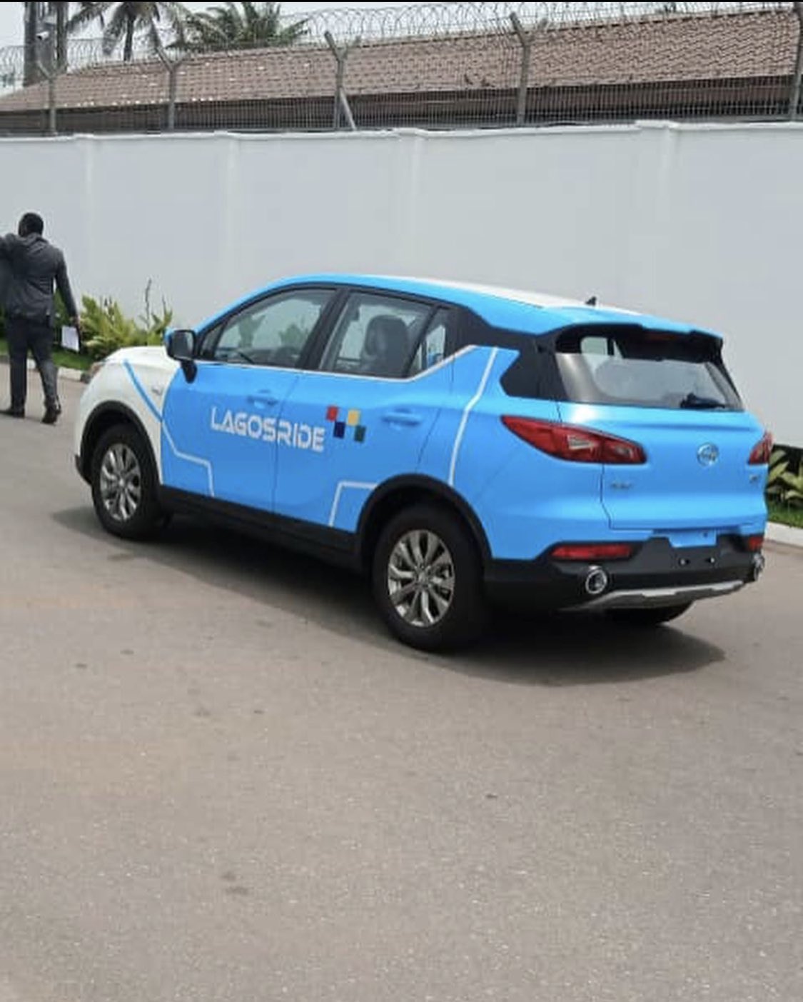 AUATON demands LagRide vehicles, threatens to boycott Uber and Bolt