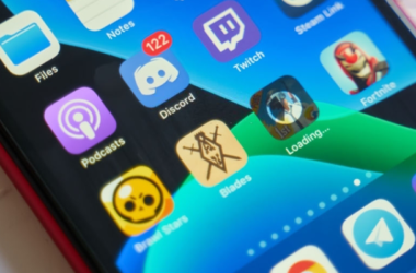 Discord app sees violence rise