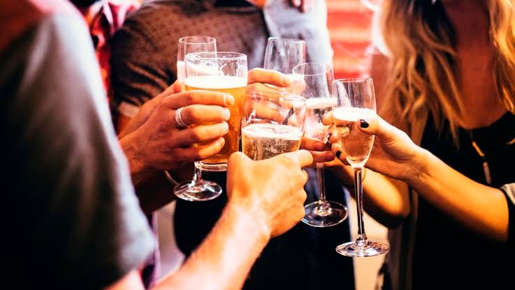 Kenya to raise the legal drinking age to 21 and ban online alcohol sales