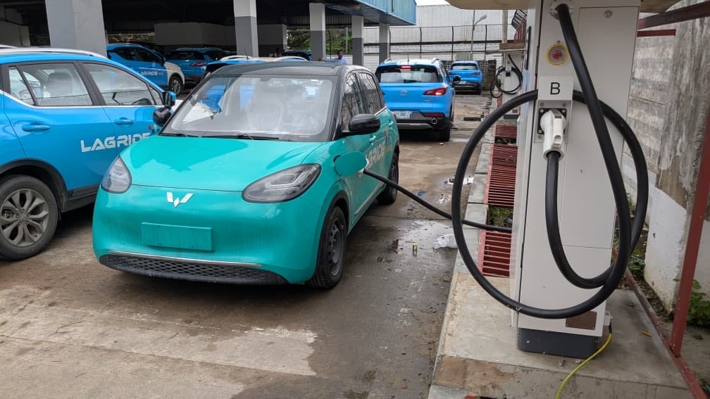 LagRide adds 100 new electric cars, eyes 10,000 drivers in bank-backed leasing scheme