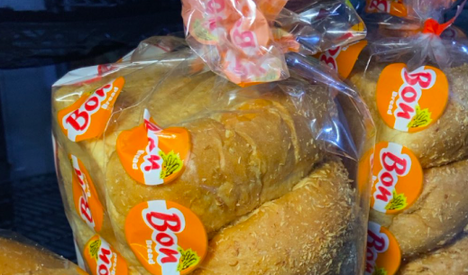 Pelanggan berusia 53 tahun membuat video TikTok, pemilik BON Bread ikut campur, sekarang dia berhutang ₦50 juta?
