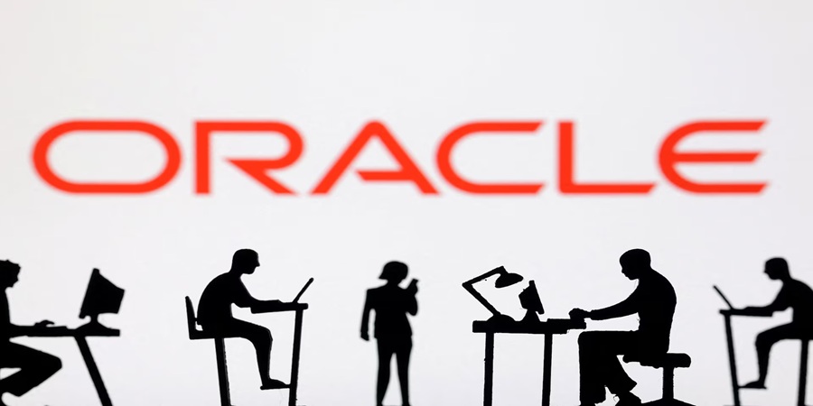 Oracle cuts up to 30,000 jobs despite record profits