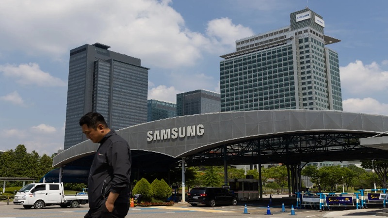Samsung crosses $1 trillion valuation as AI chip demands surge