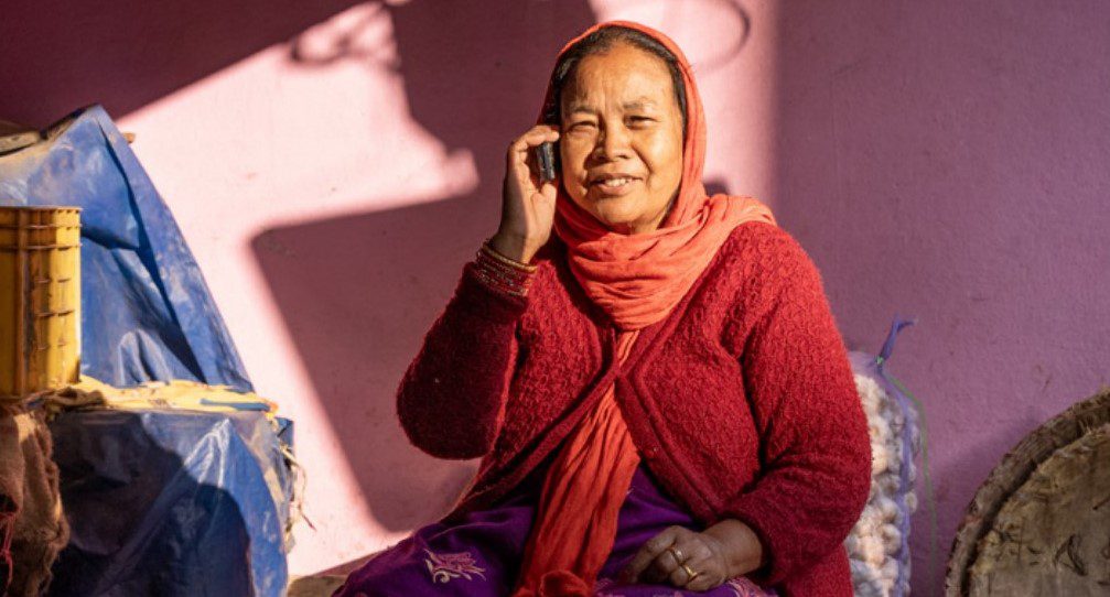 Smartphone adoption in women