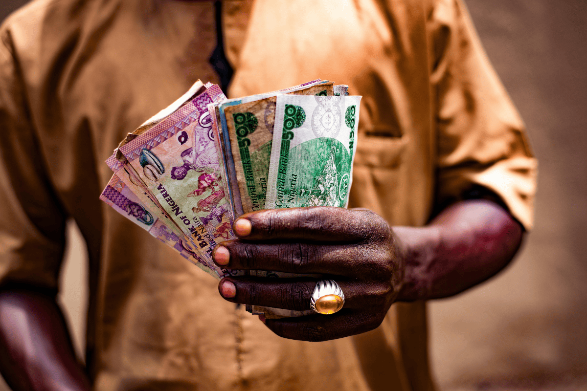 Nigerians saving on fintech platforms