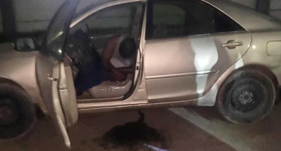 E-hailing driver collapses on duty as colleagues blame long working hours, low fares