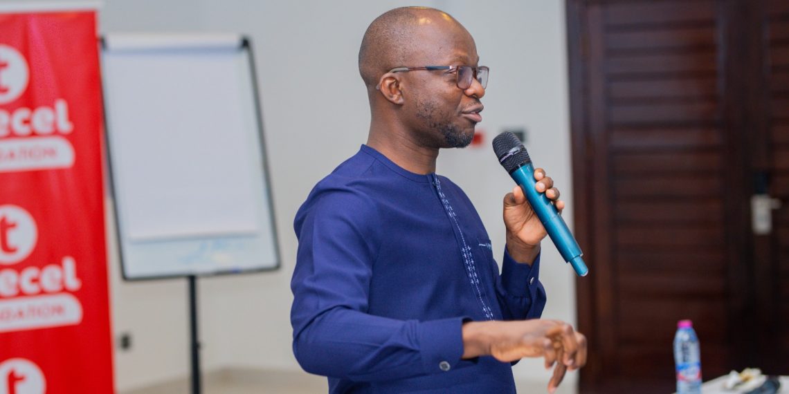 Telecel Ghana Exco, Komla Buami